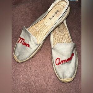 Soludos Women's Espadrilles flats grey mon amour 7.5 summer vacation beach